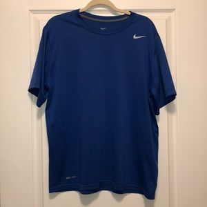Nike dry fit size L
